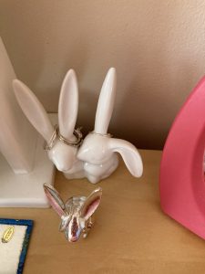 Rabbit ring holders
